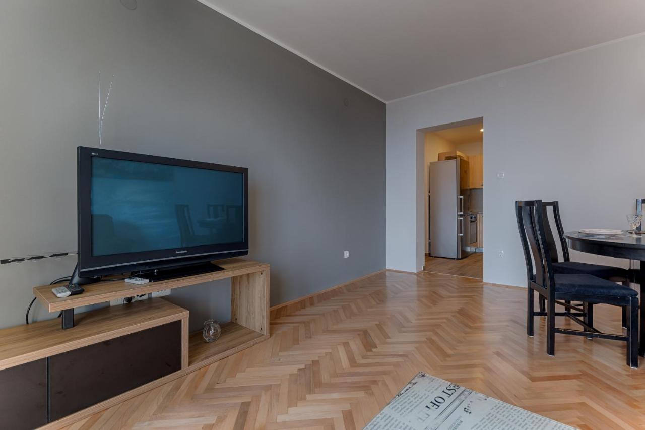 Two Bedroom Apartment Paris Rijeka Eksteriør billede