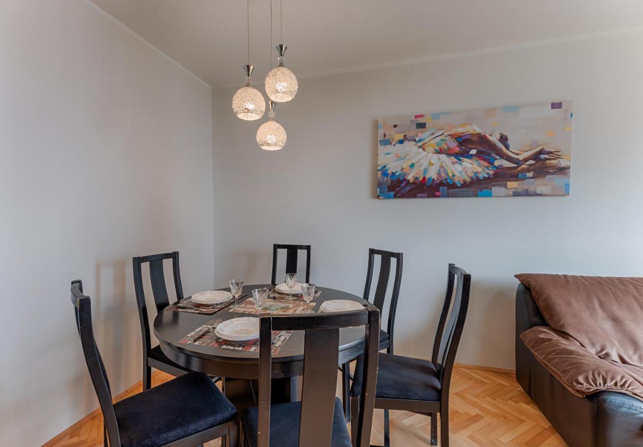 Two Bedroom Apartment Paris Rijeka Eksteriør billede